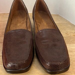 Women’s Shoes